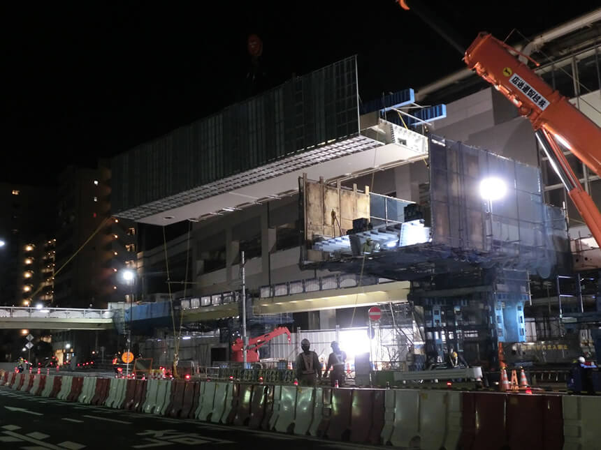蒲田横断歩道橋工事