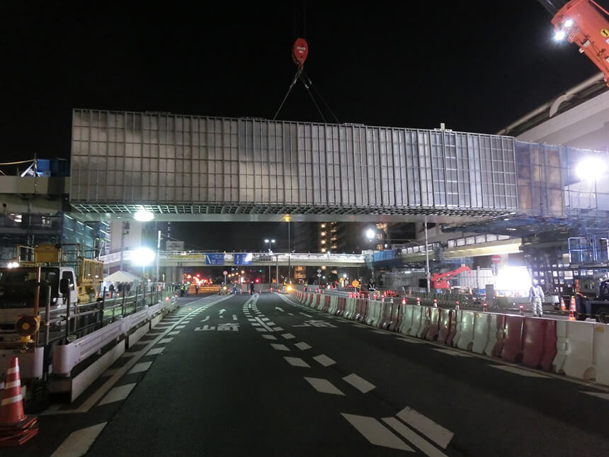 蒲田横断歩道橋工事