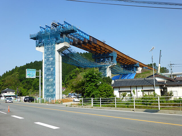 九州地整／北中島橋上部工工事が完成しました。