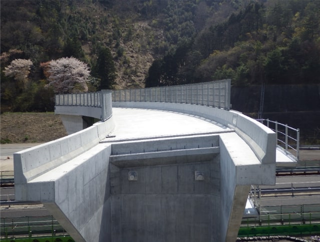 中国横断自動車道 山崎ジャンクションBランプ橋他1橋