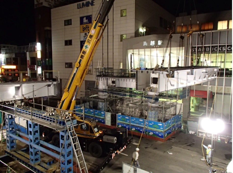 川越駅西口駅前広場歩行者用デッキ