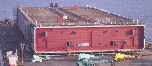 那覇港(那覇ふ頭地区)道路(空港線)沈埋函(8 号函)製作工事