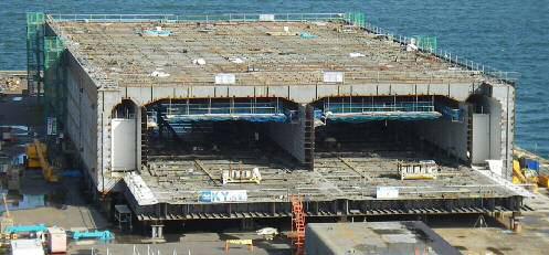 那覇港(那覇ふ頭地区)道路(空港線)沈埋函(8 号函)製作工事