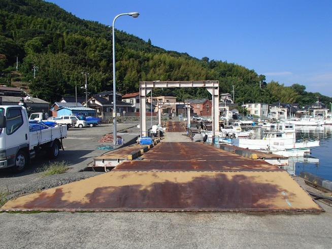粭大島漁港浮桟橋